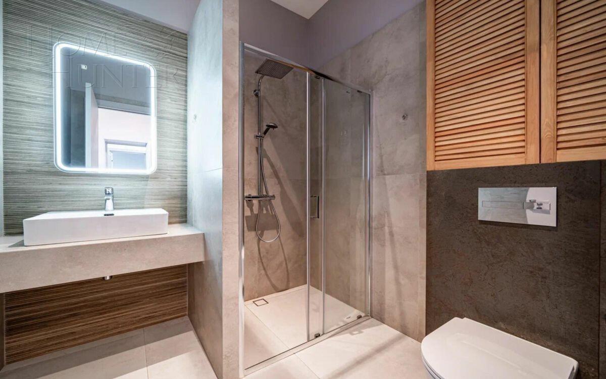 2-этажный коттедж 350 м² с отделкой