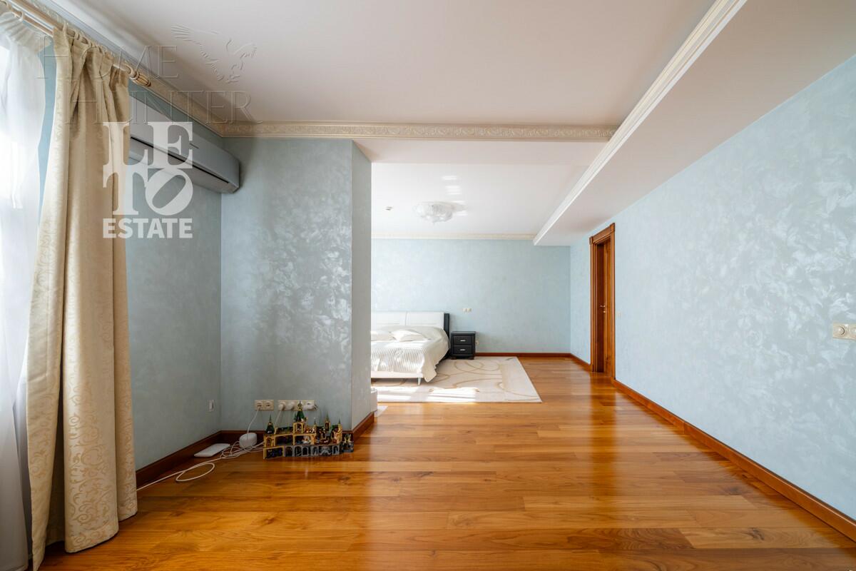 2-этажный коттедж 534.5 м² с отделкой