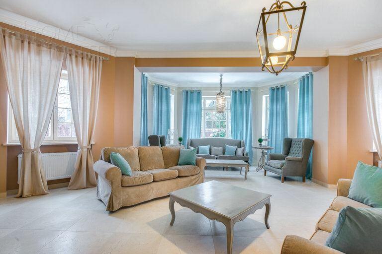 2-этажный коттедж 550 м² с отделкой