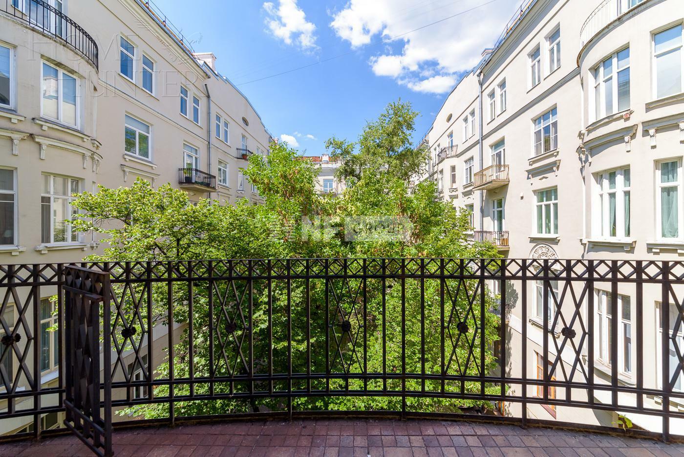 6-КОМН. КВАРТИРА С ОТДЕЛКОЙ 350 М² НА 4 ЭТАЖЕ