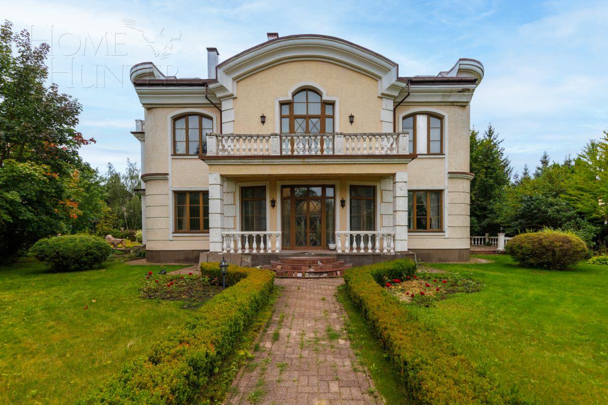 2-этажный коттедж 675 м² с отделкой