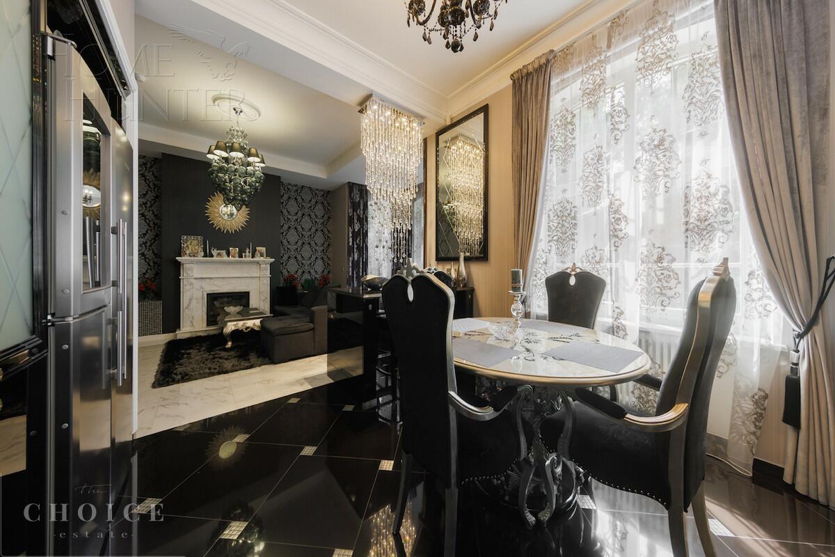 3-этажный таунхаус 293 м² с отделкой