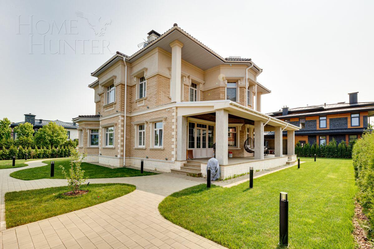 2-этажный коттедж 688 м² с отделкой