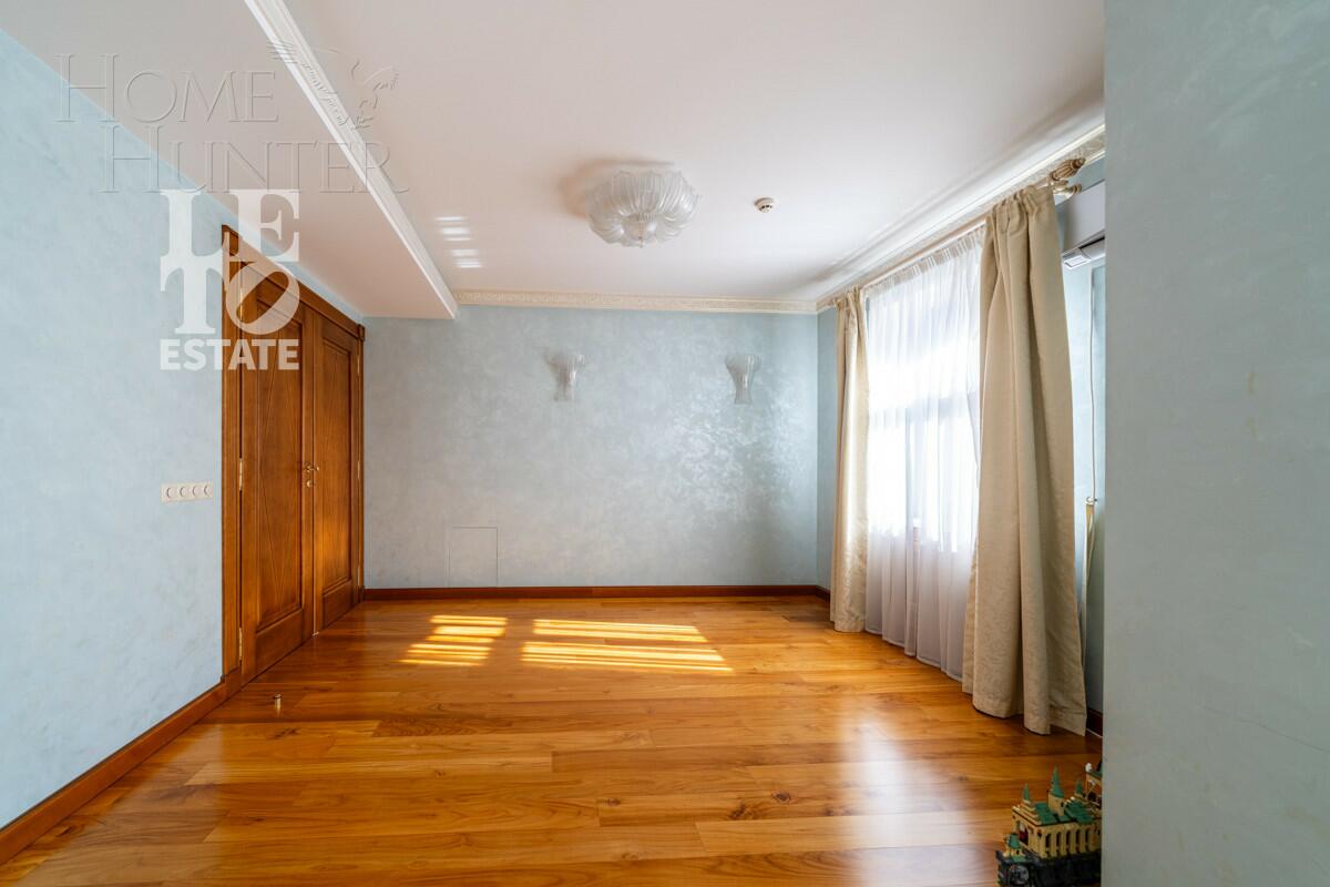2-этажный коттедж 534.5 м² с отделкой