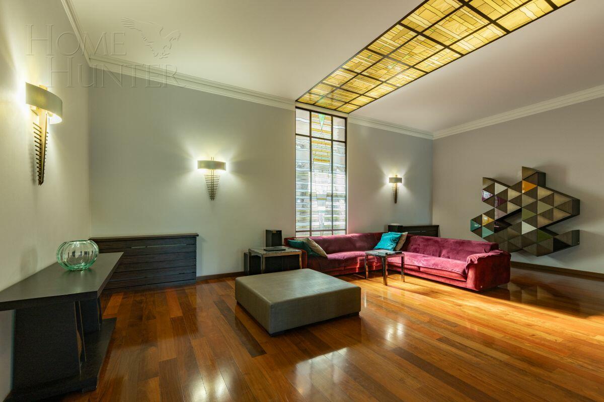 2-этажный коттедж 2 125 м² с отделкой