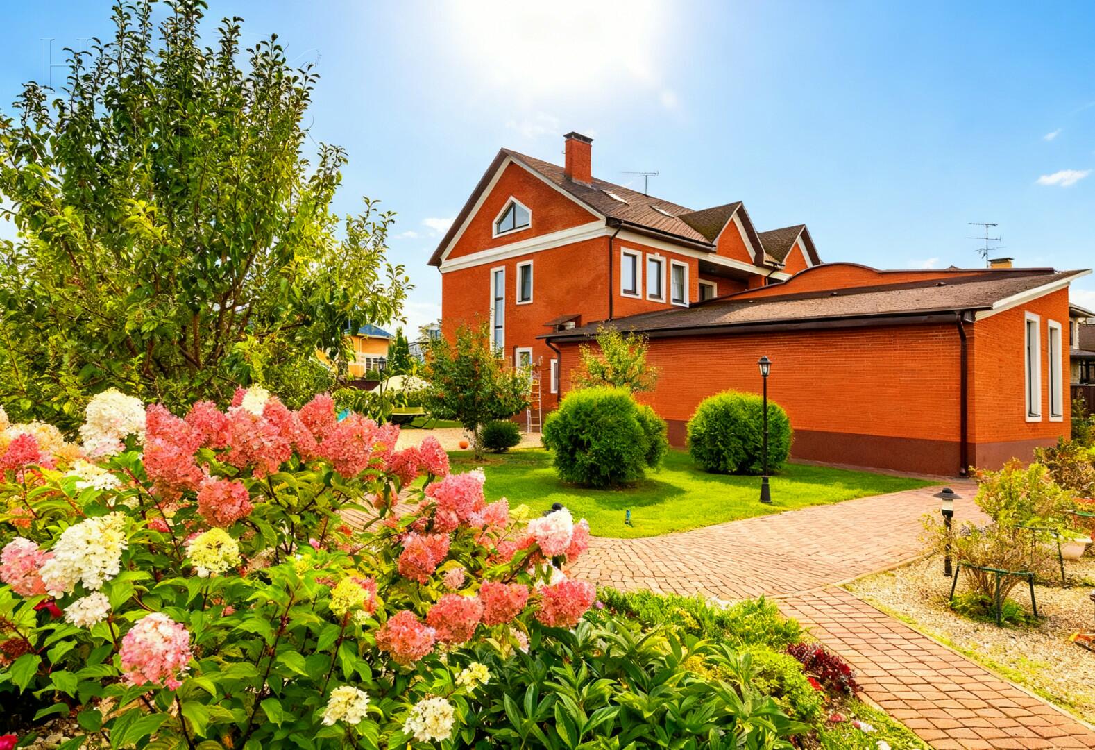 3-этажный коттедж 707.9 м² с отделкой