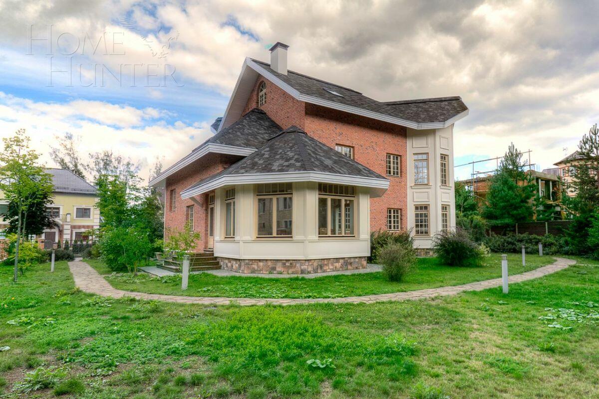 2-этажный коттедж 550 м² с отделкой