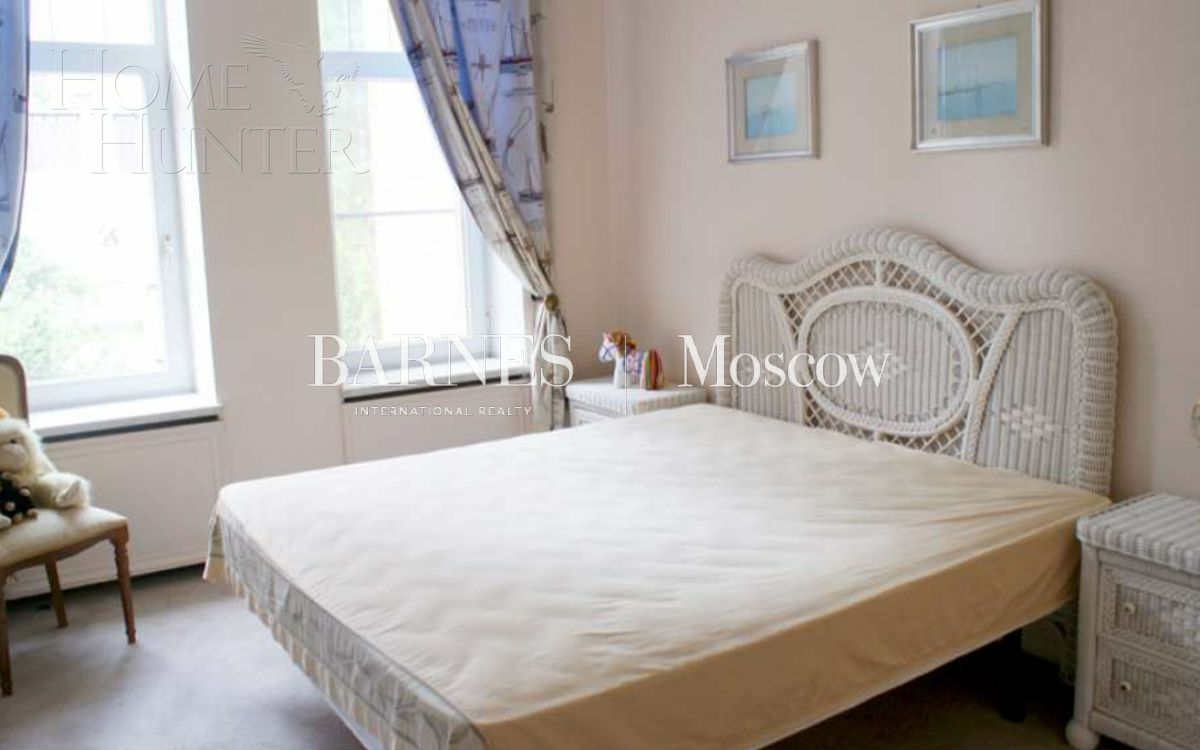 2-этажный коттедж 975 м² с отделкой