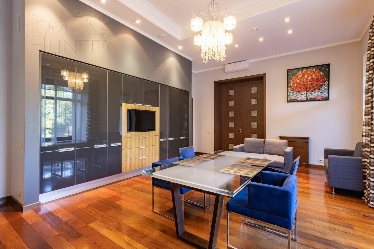 2-этажный коттедж 2 125 м² с отделкой