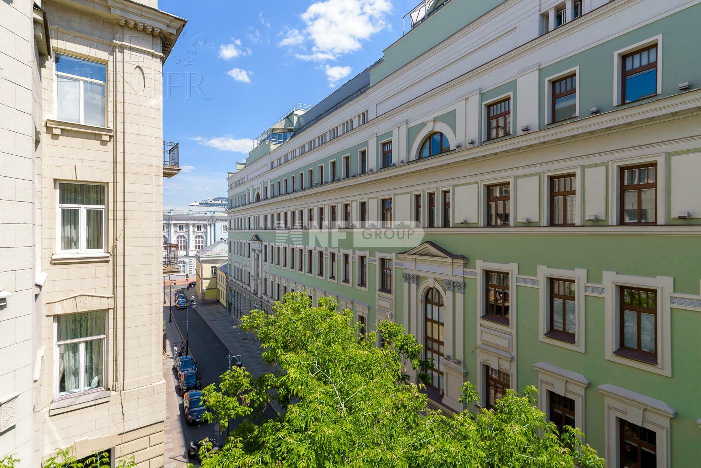 6-КОМН. КВАРТИРА С ОТДЕЛКОЙ 350 М² НА 4 ЭТАЖЕ