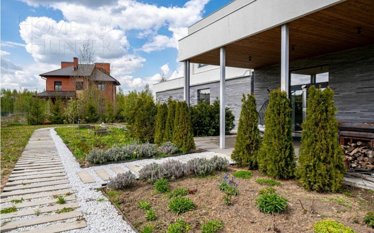 2-этажный коттедж 350 м² с отделкой