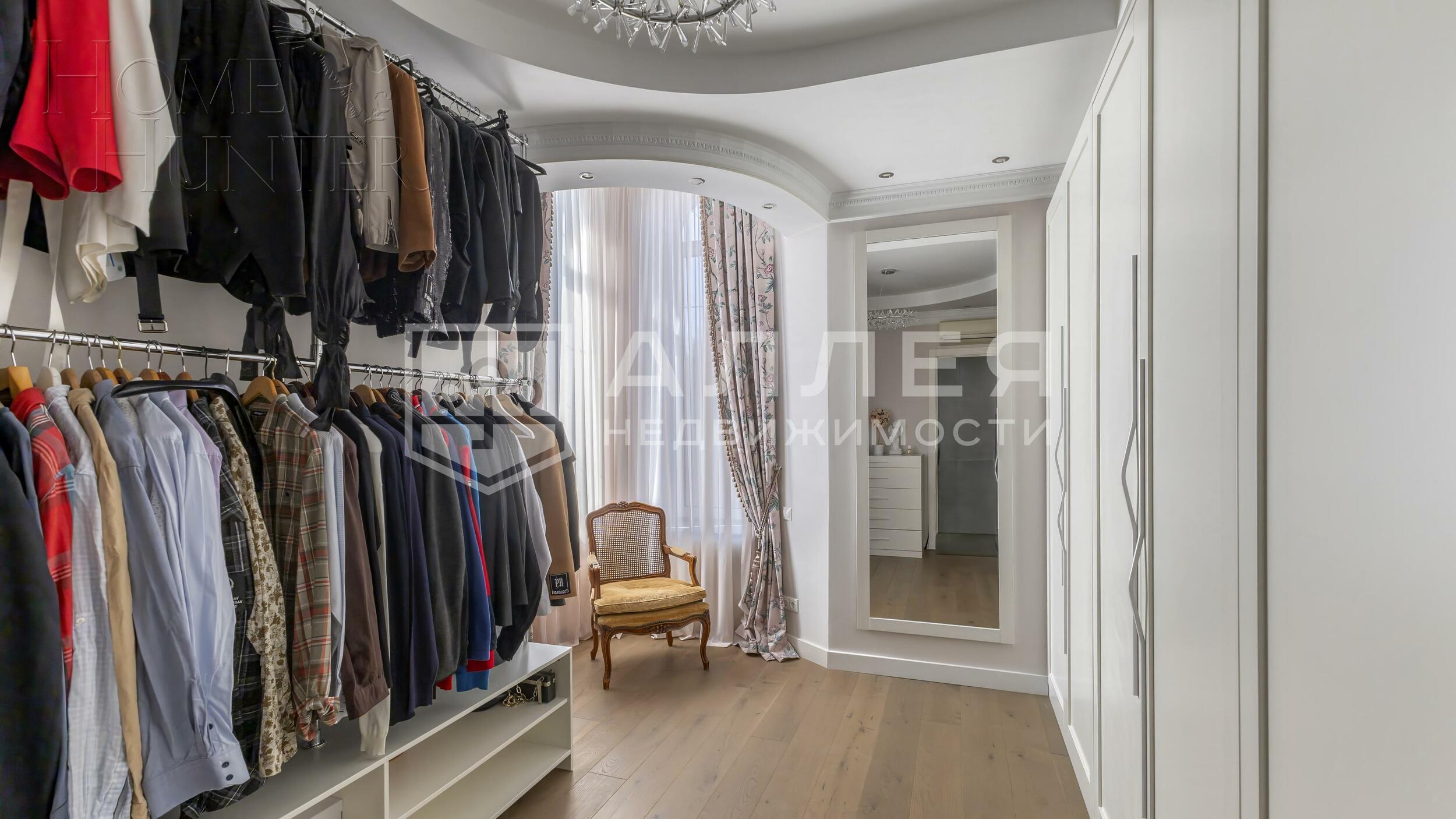 2-этажный коттедж 400 м² с отделкой