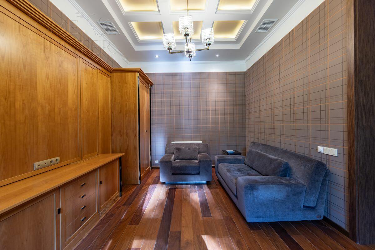 2-этажный коттедж 2 125 м² с отделкой