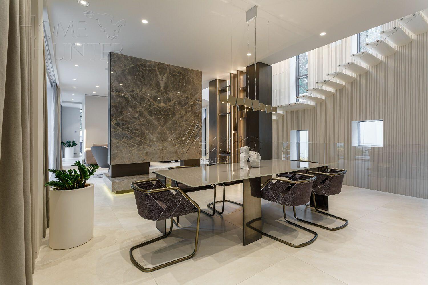 2-этажный коттедж 800 м² с отделкой