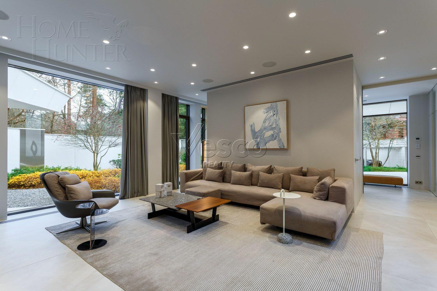 2-этажный коттедж 800 м² с отделкой