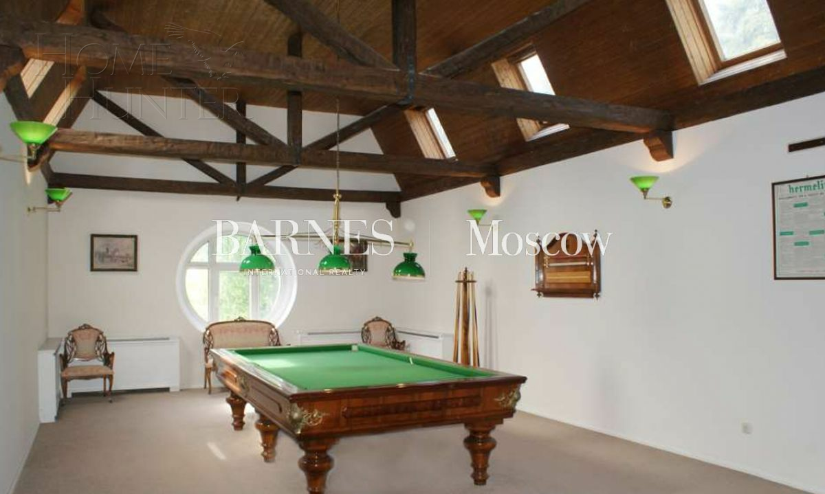 2-этажный коттедж 975 м² с отделкой