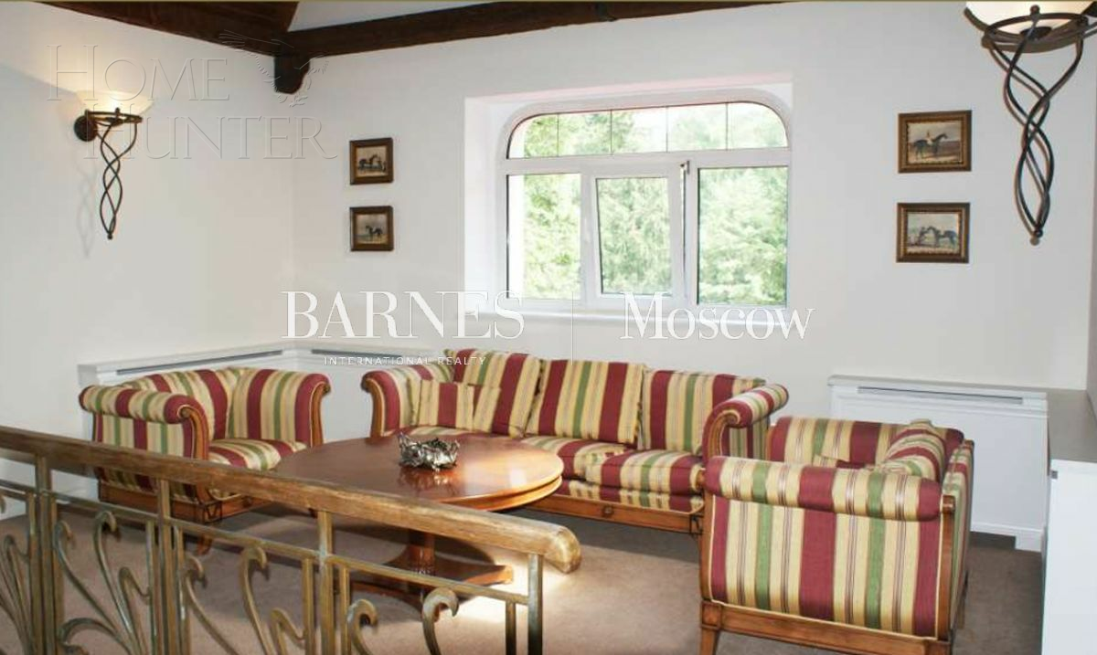 2-этажный коттедж 975 м² с отделкой