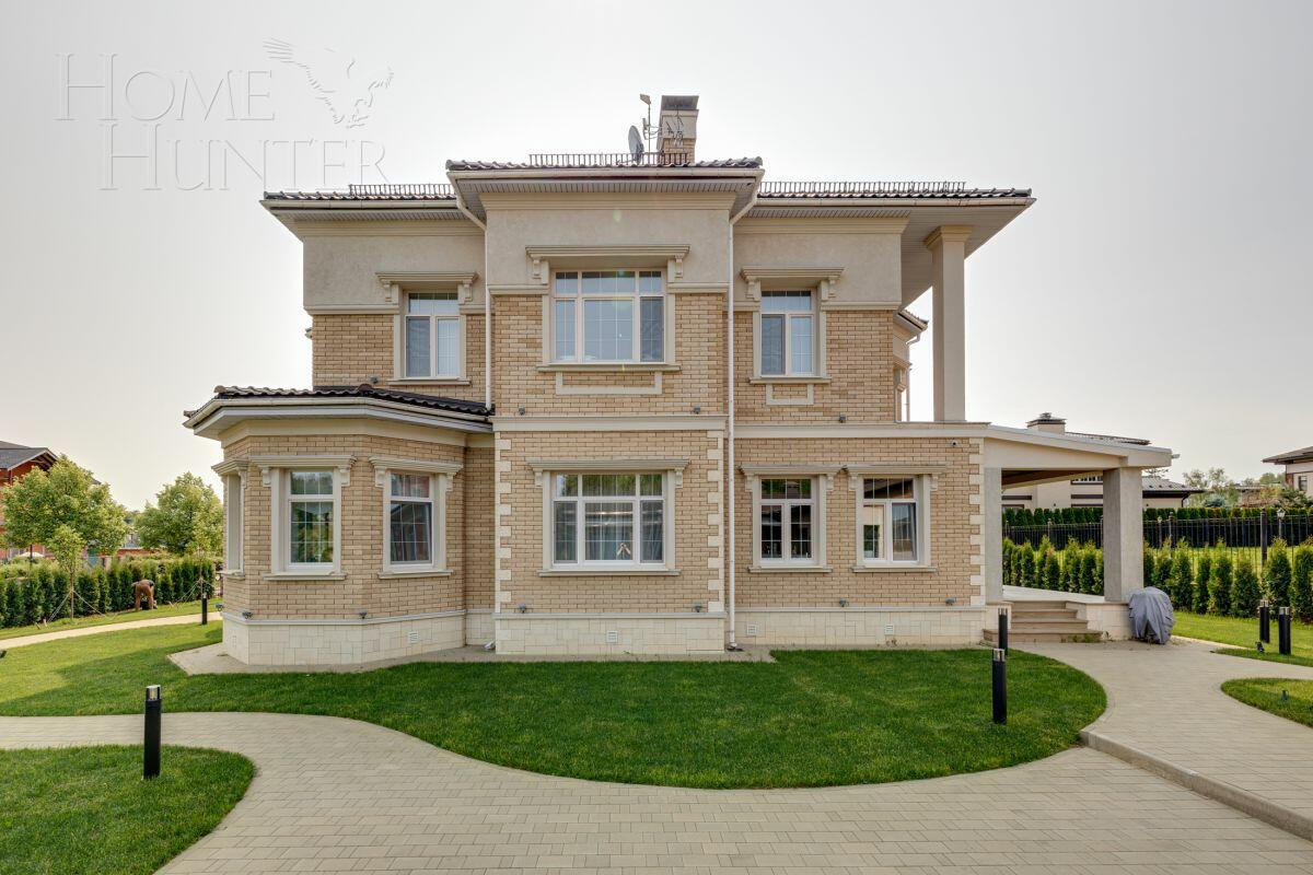 2-этажный коттедж 688 м² с отделкой