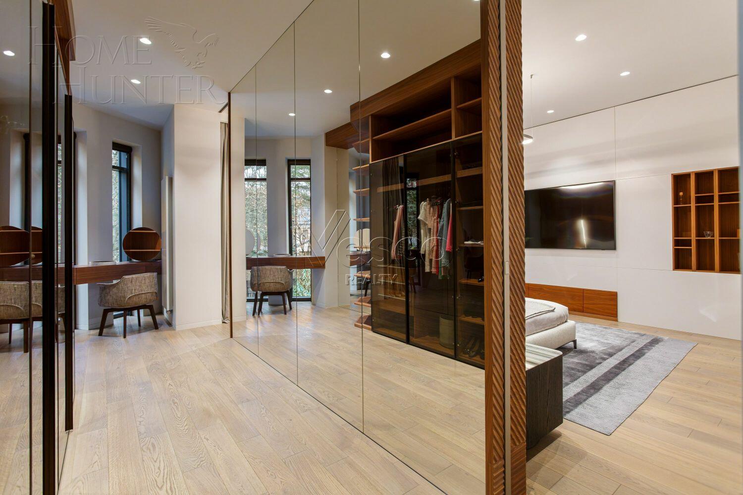 2-этажный коттедж 800 м² с отделкой