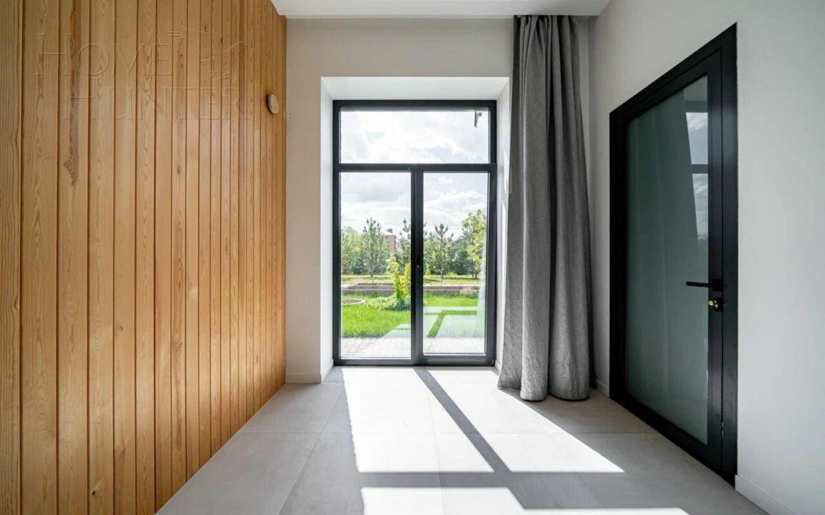 2-этажный коттедж 350 м² с отделкой