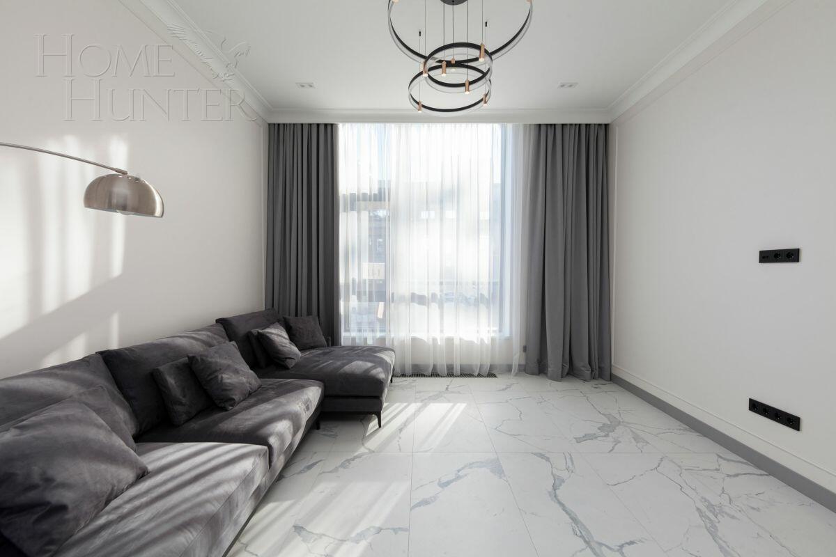 4-этажный таунхаус 278 м² с отделкой