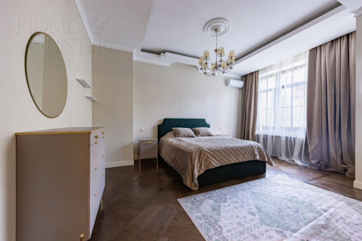 2-этажный таунхаус 320 м² с отделкой