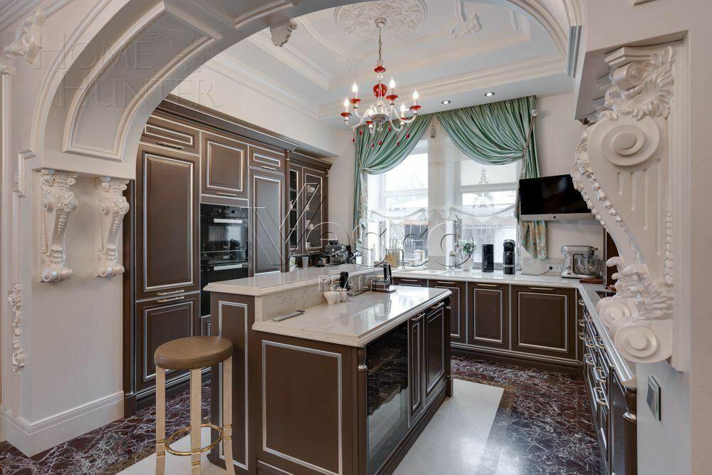 2-этажный коттедж 935 м² с отделкой