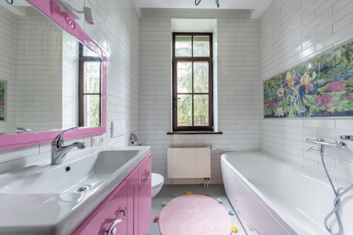 2-этажный таунхаус 320 м² с отделкой