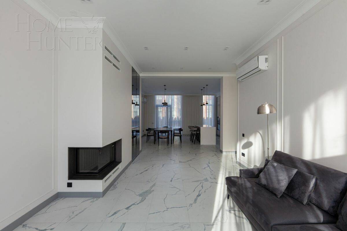 4-этажный таунхаус 278 м² с отделкой