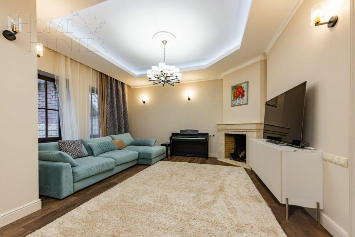 2-этажный таунхаус 320 м² с отделкой