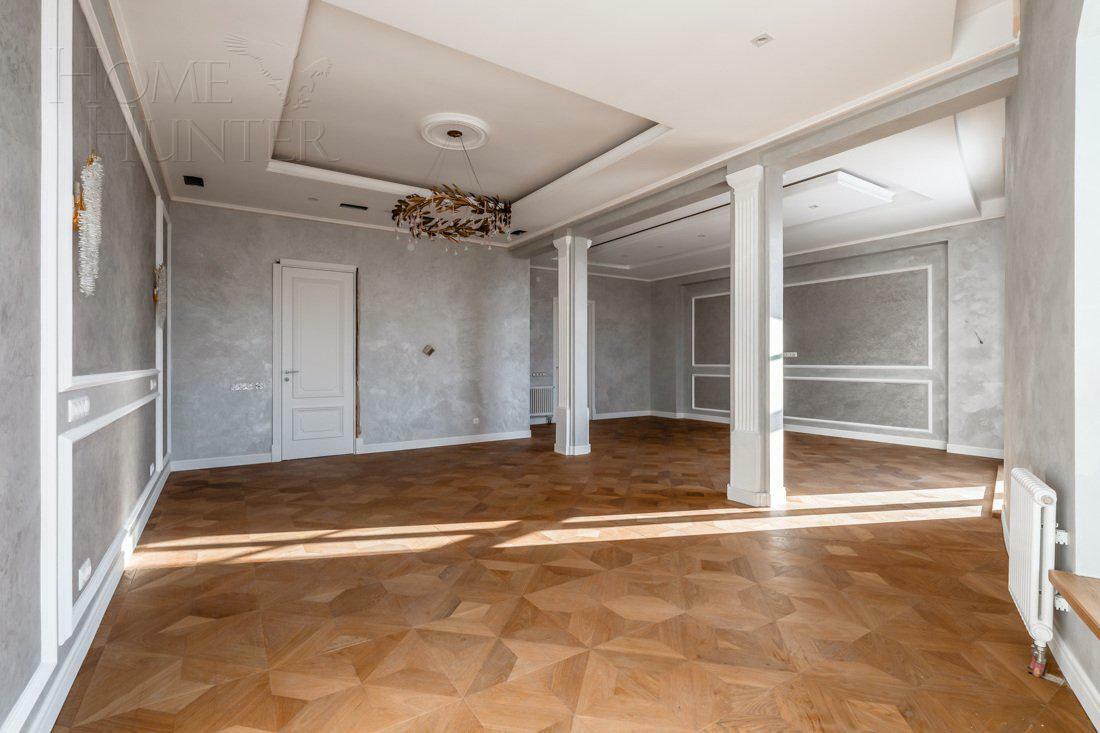 2-этажный коттедж 1 000 м² с отделкой