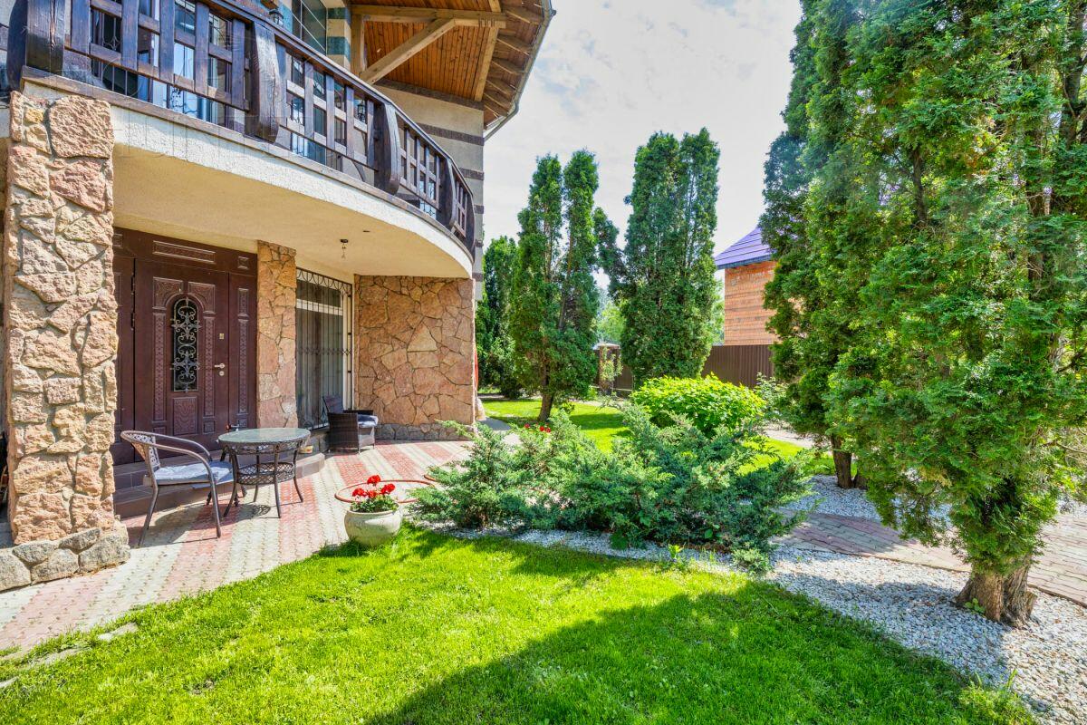 2-этажный коттедж 388 м² с отделкой