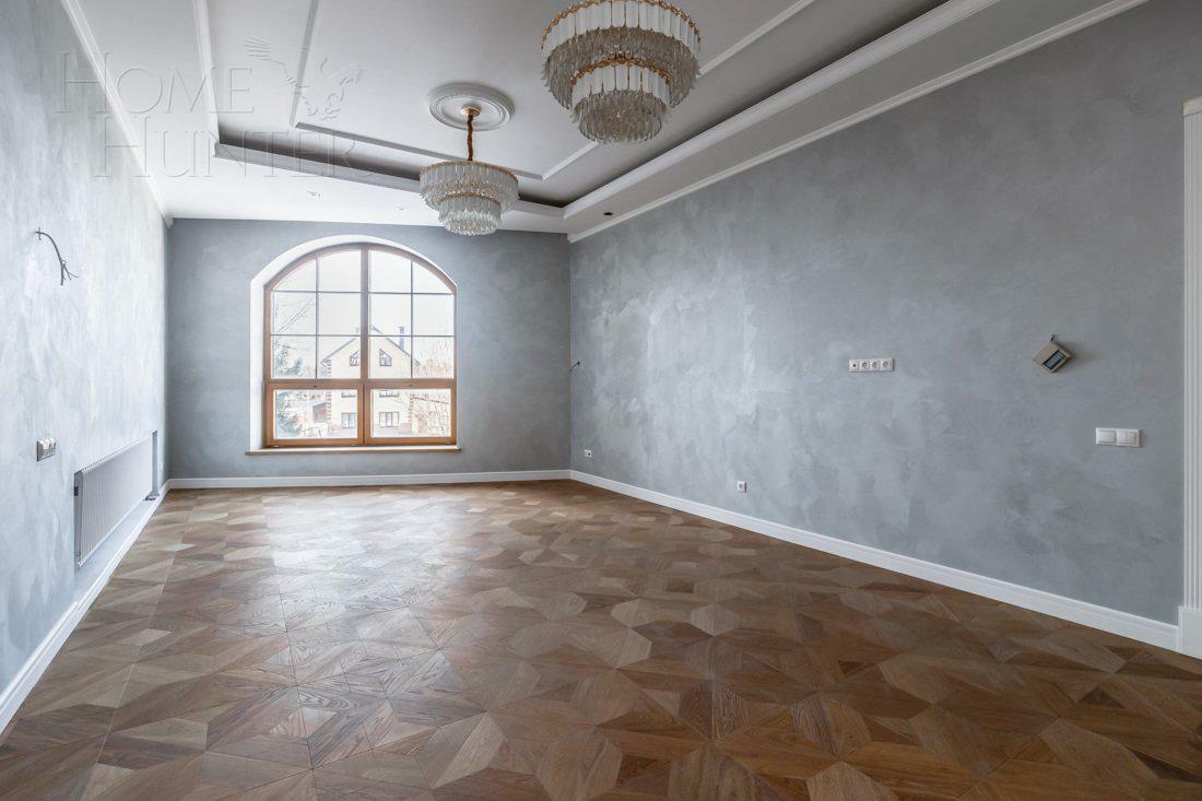 2-этажный коттедж 1 000 м² с отделкой