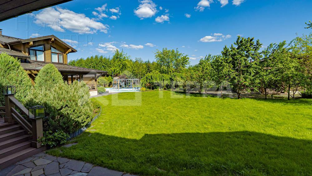 2-этажный коттедж 1 500 м² с отделкой