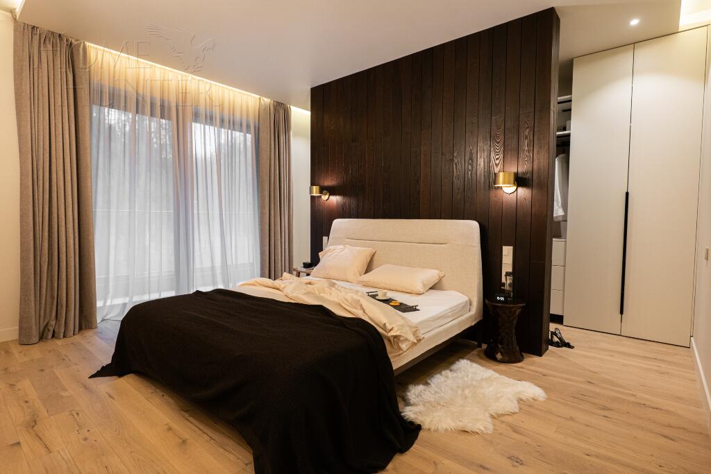 2-этажный коттедж 427 м² с отделкой