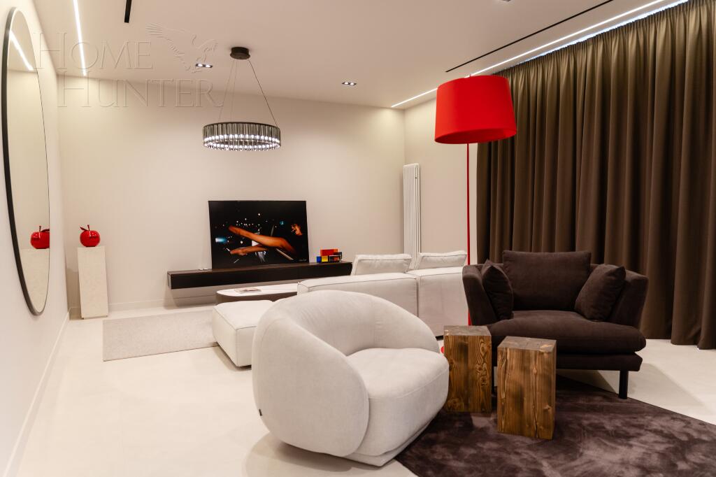 2-этажный коттедж 427 м² с отделкой