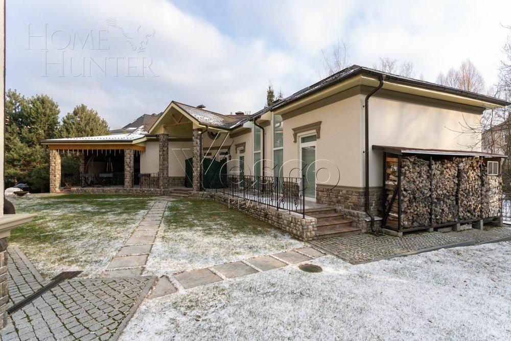 2-этажный коттедж 935 м² с отделкой