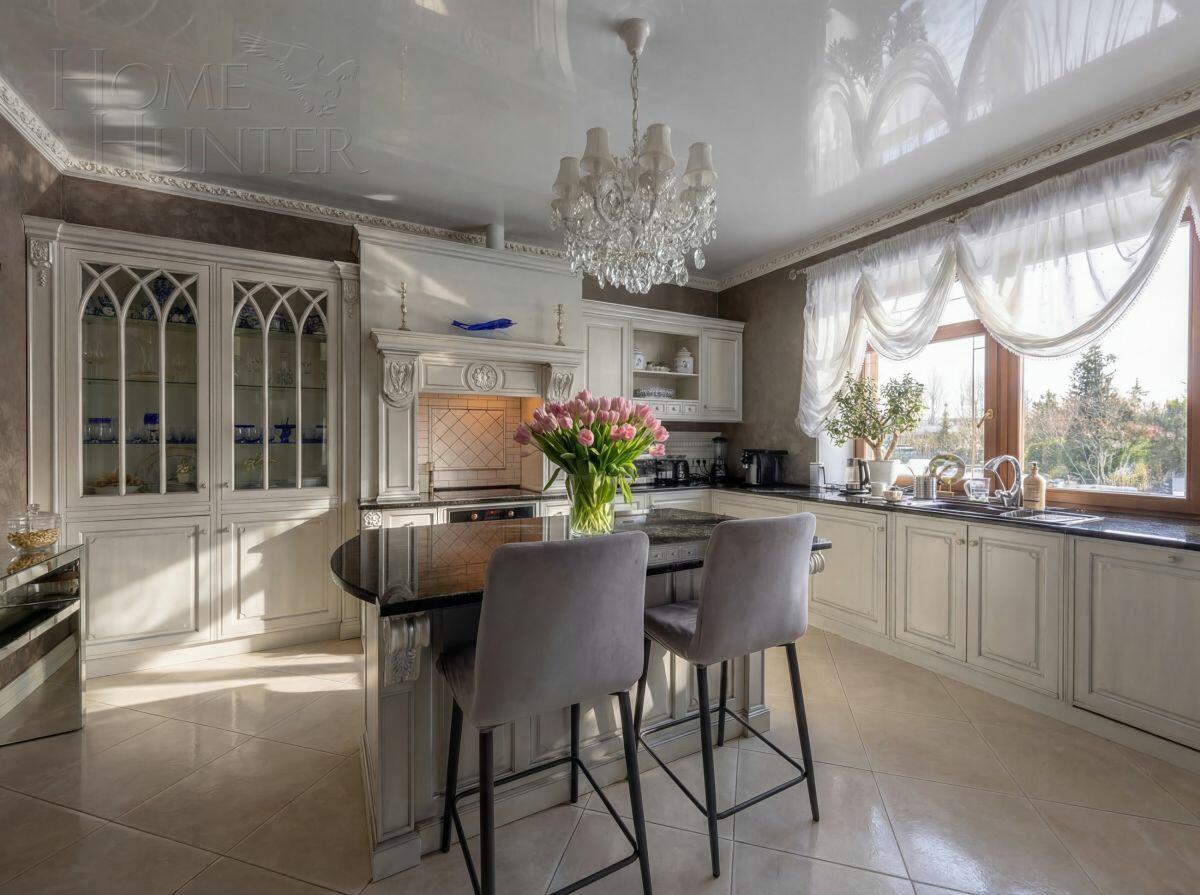 2-этажный коттедж 760 м² с отделкой