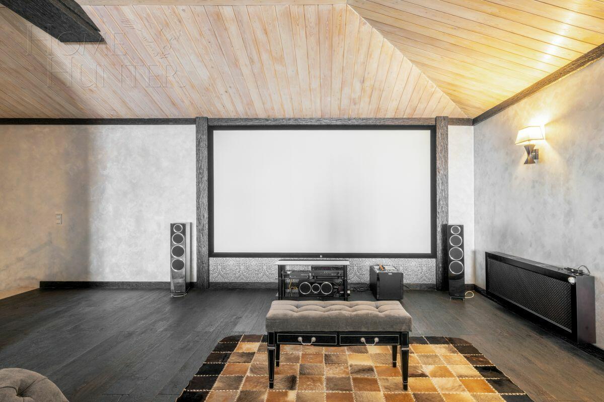 2-этажный коттедж 760 м² с отделкой