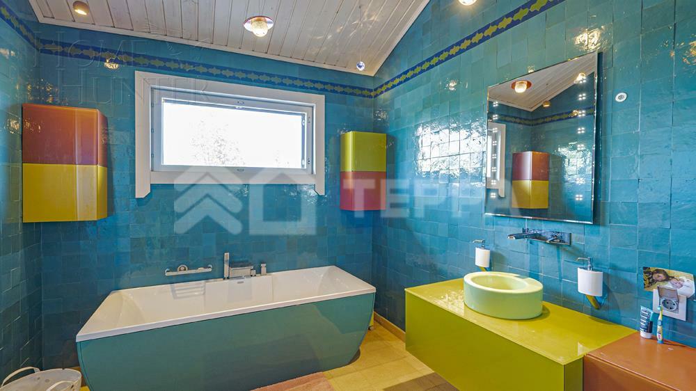 2-этажный коттедж 1 500 м² с отделкой