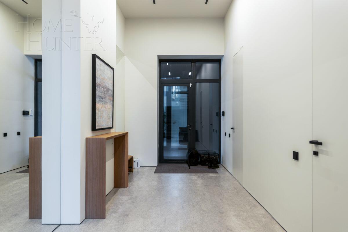 2-этажный коттедж 500 м² с отделкой