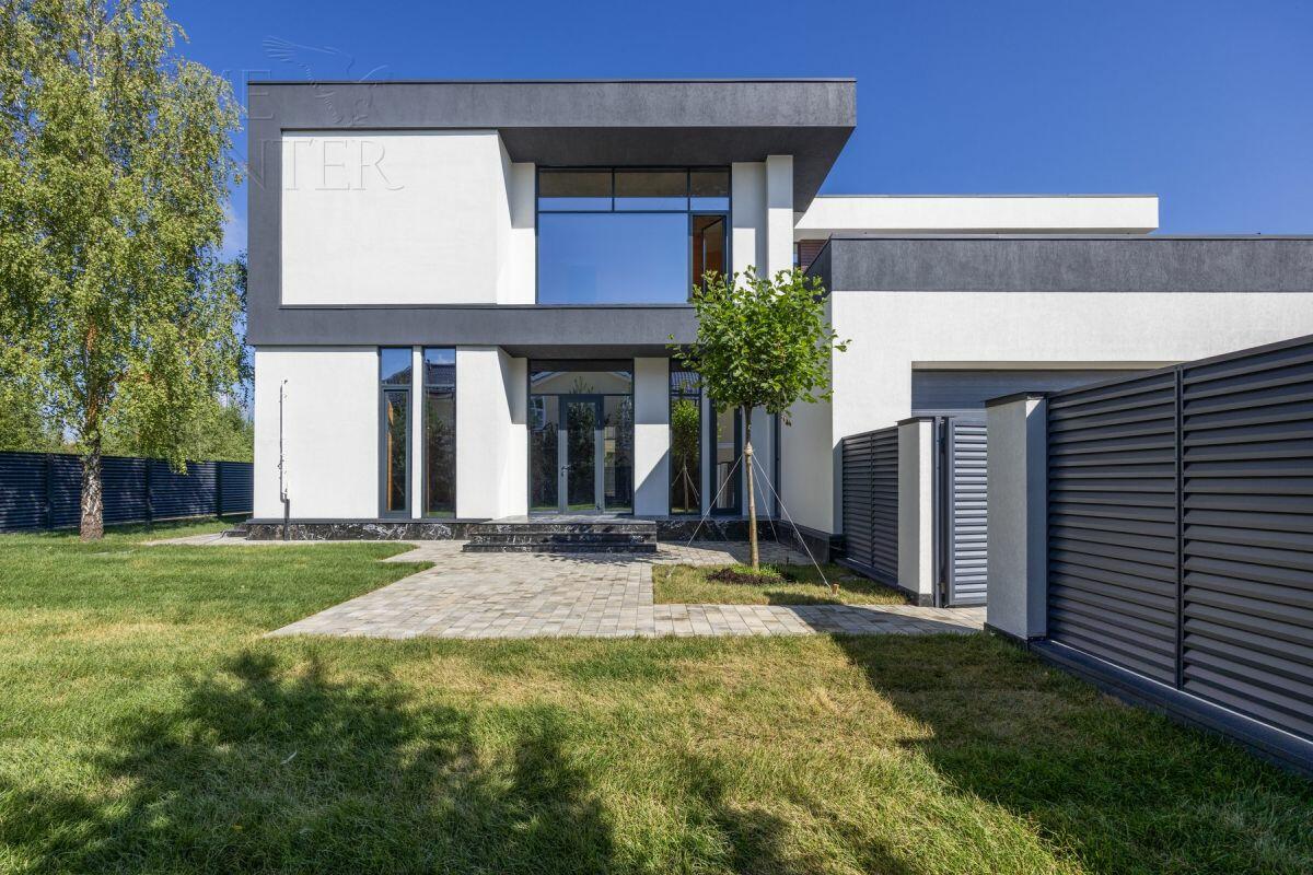 2-этажный коттедж 580 м² без отделки