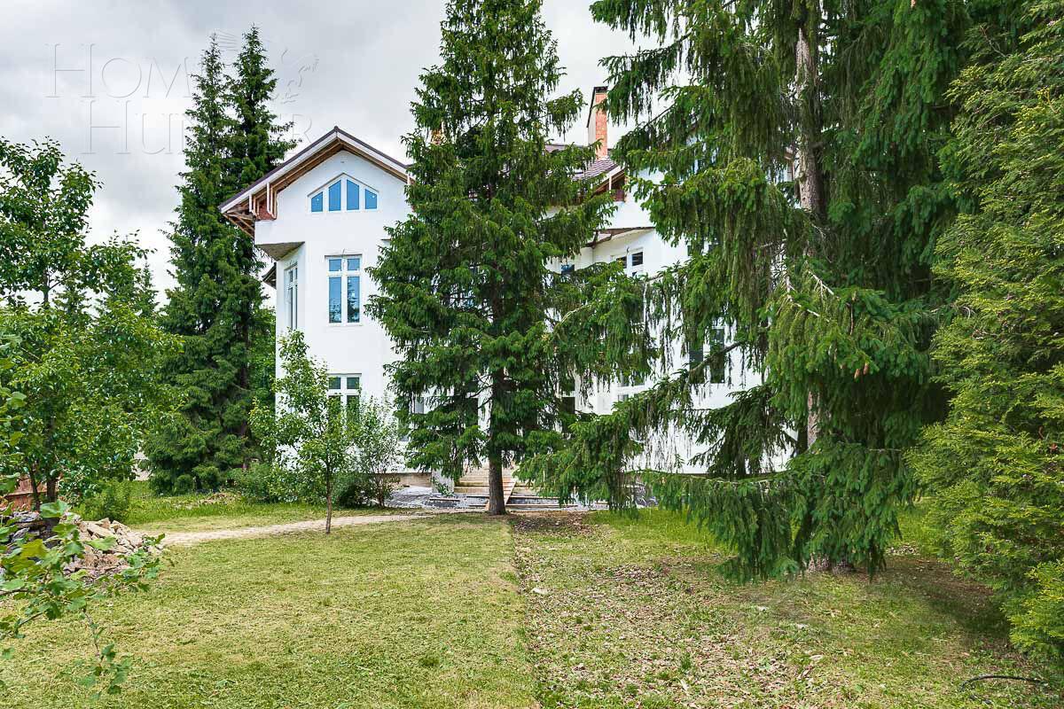 2-этажный коттедж 893 м² с отделкой