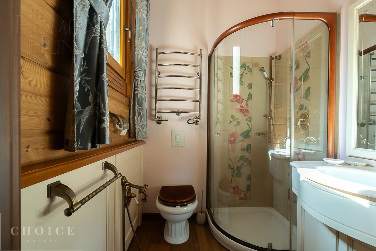 2-этажный коттедж 637 м² с отделкой