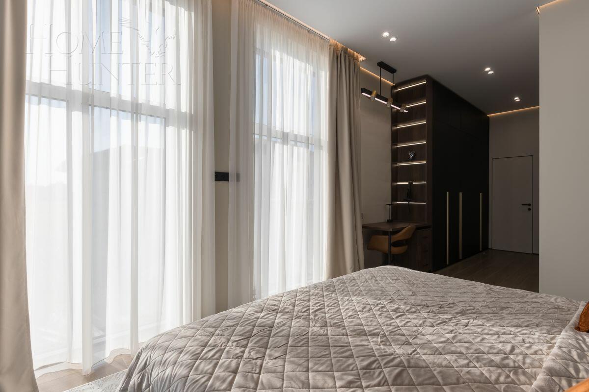 2-этажный коттедж 250 м² с отделкой