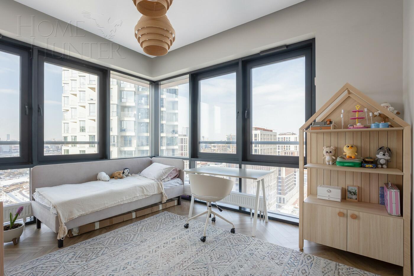 4-КОМН. КВАРТИРА С ОТДЕЛКОЙ 99 М² НА 17 ЭТАЖЕ