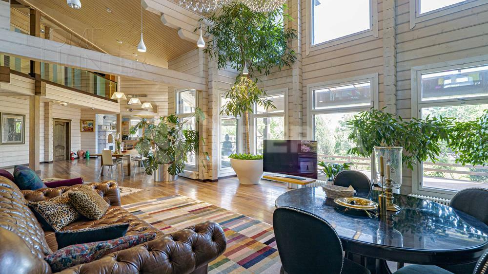 2-этажный коттедж 1 500 м² с отделкой