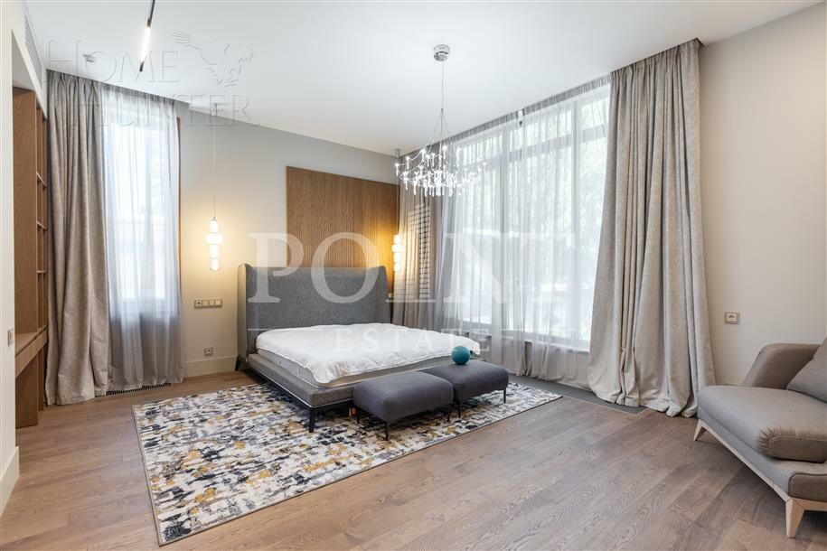 2-этажный коттедж 400 м² с отделкой