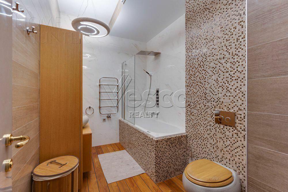 2-этажный коттедж 935 м² с отделкой