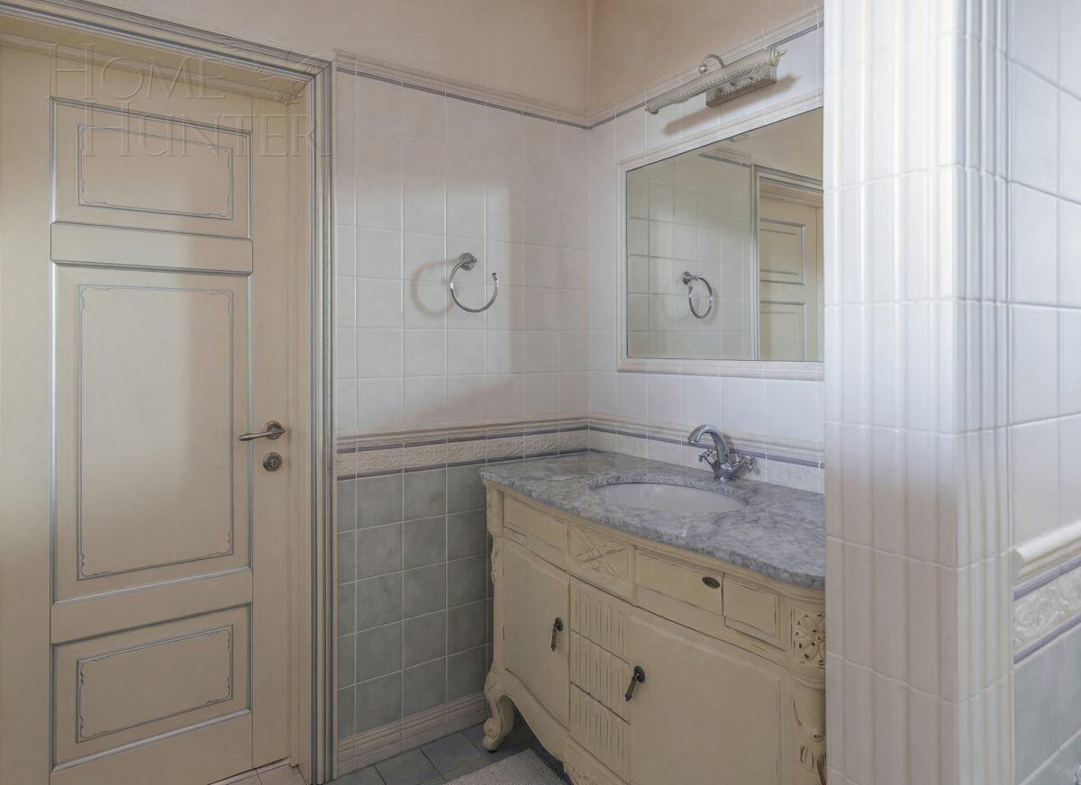 2-этажный коттедж 760 м² с отделкой